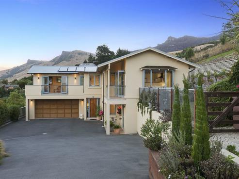 7 Bay Heights, Governors Bay