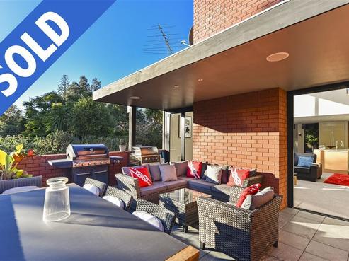 11 Kahikatea Close, Campbells Bay