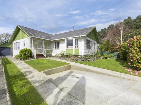 66 Sunbrae Drive, Silverstream