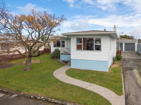 16 Dewe Avenue, Feilding