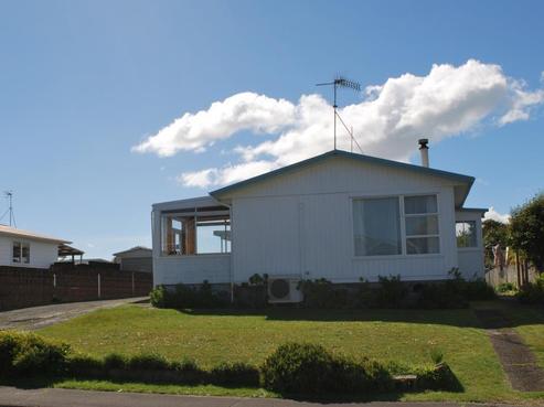 6A Robert Mckeen Street, Otaki Beach