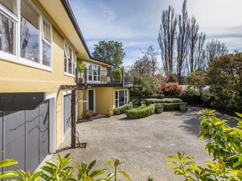 76 Greenwood Road, Havelock North