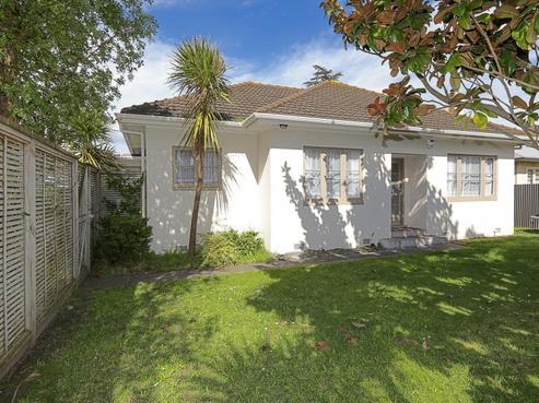 1004 Southland Road, Raureka