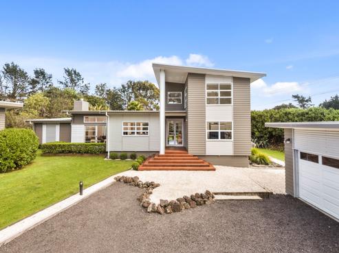 2 Cloverfields Drive, Waimauku