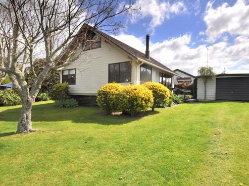 16A Monarch Grove, Pauanui