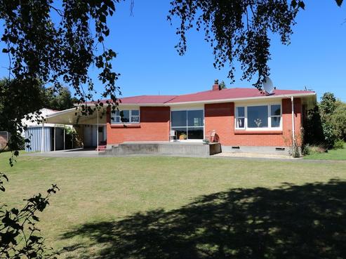 169 Moreton Road, Carterton