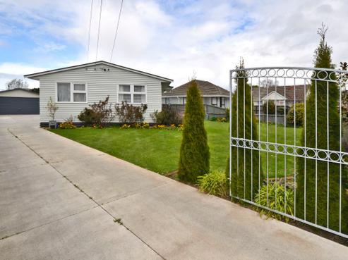 24 Primrose Street, Northcote