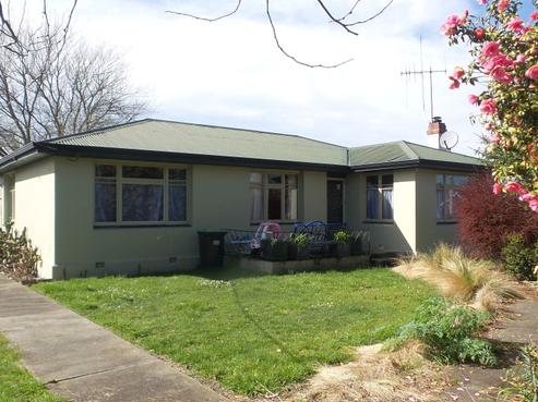 6 Maddren Street, Winchester