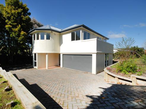42 Holland Road, Hillcrest