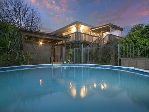 52 Great North Road, Riverhead