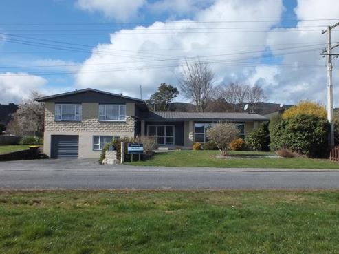 61 Crampton Road, Reefton