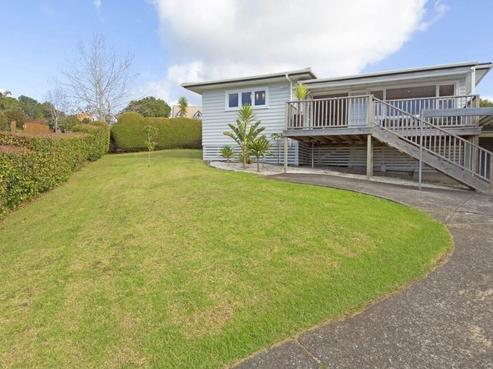 20 Dobell Road, Stanmore Bay