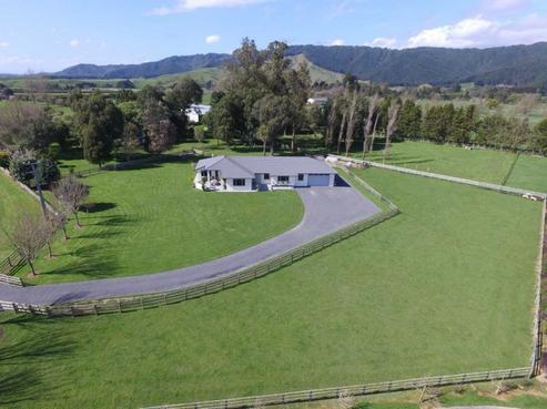 24 Wakefield Road, Levin