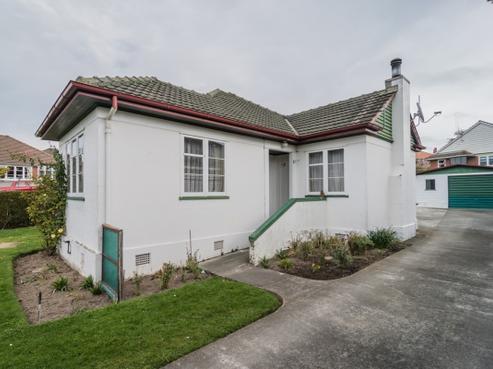 43 Woodlands Road, Parkside