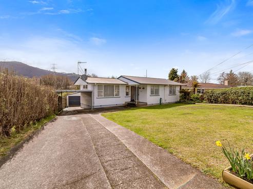 55 Mount View Drive, Mangakakahi