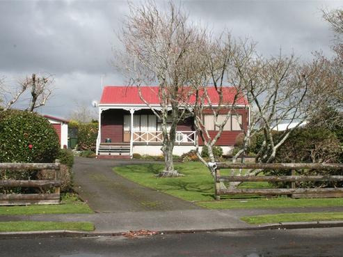 39 Takiroa Street, Urenui