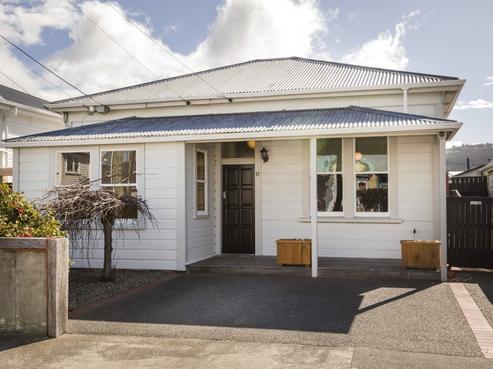 17 Beach Street, Petone