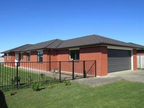 90 Chesney Street, Tisbury