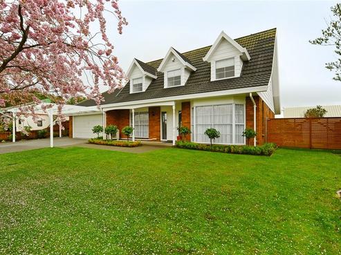 2 Hidcote Place, Burnside
