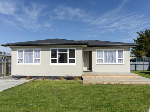 1018C Totara Street, Mahora