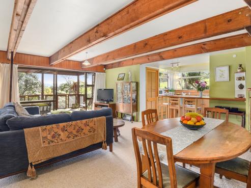 25 Northfield Road, Waitakere