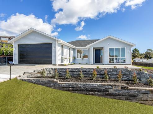 35 Woodridge Drive, Stanmore Bay