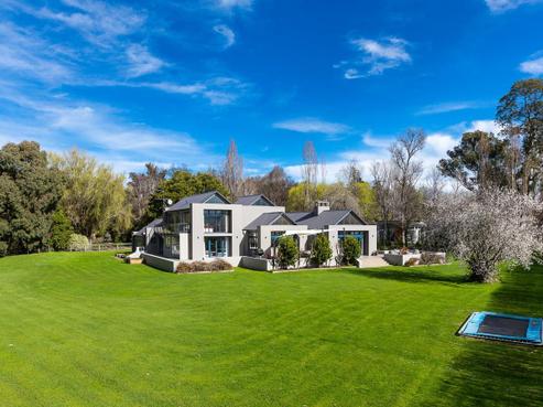 103 Gladstone Road South, East Taieri