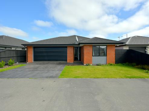 42 Skyhawk Road, Wigram