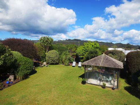 12 Nicholas Avenue, Whitianga
