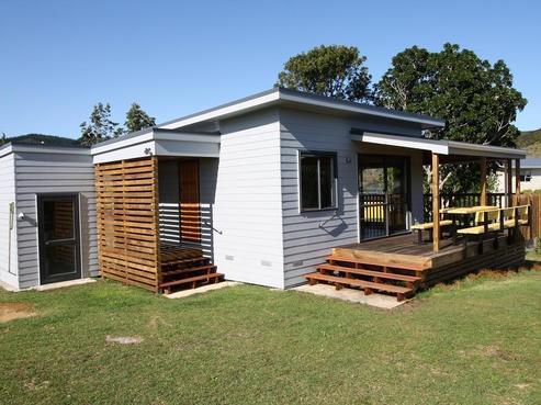 75 Kon Tiki Road, Whiritoa