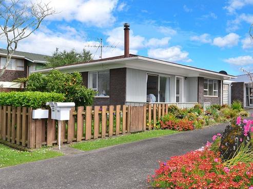 1/111 Florence Avenue, Orewa