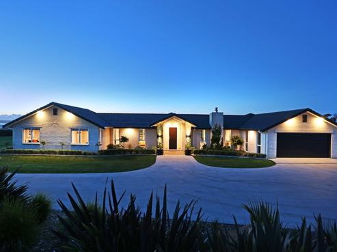 120 Dell Road, Clarks Beach
