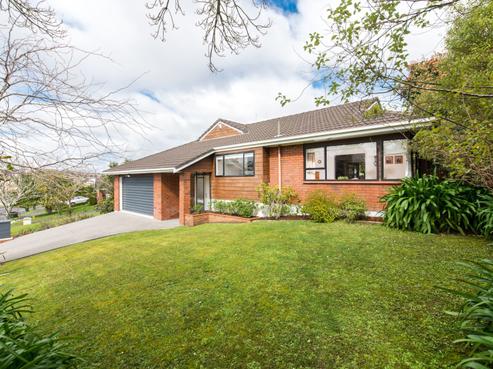 35 Nicholas Road, Somerville
