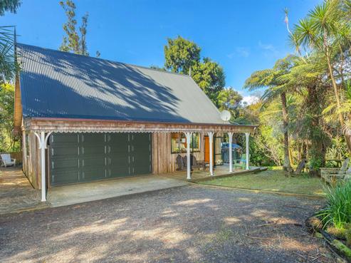423B Wairere Road, Waitakere