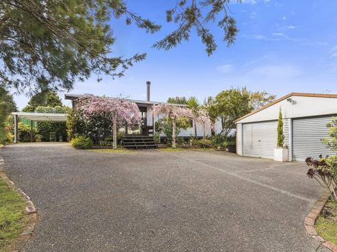 42 Whitechapel Grove, Stokes Valley