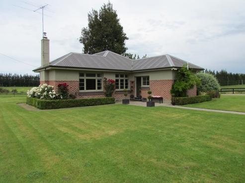 1039 Knapdale Road, Gore Surrounds
