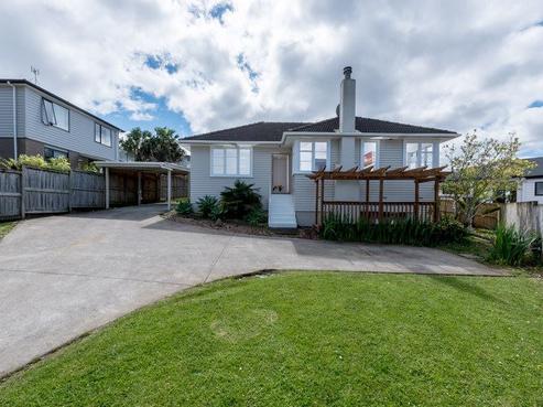 10 Crystal Avenue, Glendene