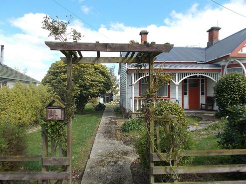 37 Carlyle Street, Mataura