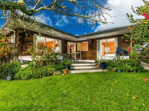 10A Coronation Street, Belmont