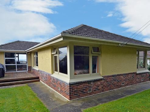 13 Seaview Terrace, Kew