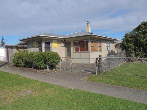 128 Newcastle Street, Mahia