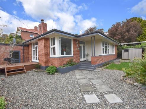 2 Woodside Terrace, Andersons Bay