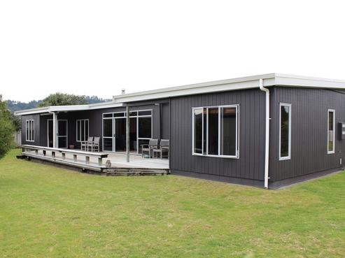 110 Manuka Place, Matarangi