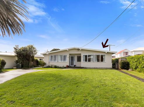 2/42 Britannia Street, Petone