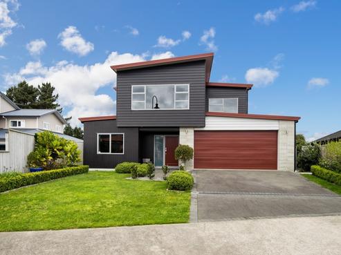 36 Sumner Terrace, Aotea