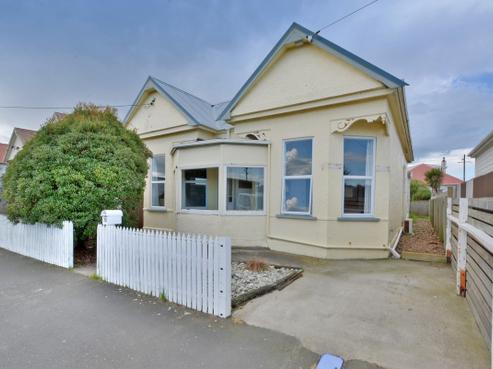 33 Plunket Street, Saint Kilda