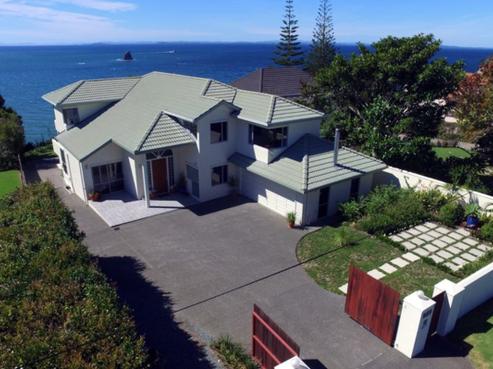 989 Whangaparaoa Road, Matakatia