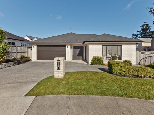 9 Cottage Court, Silverdale