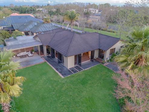 3 Huntington Drive, Huntington