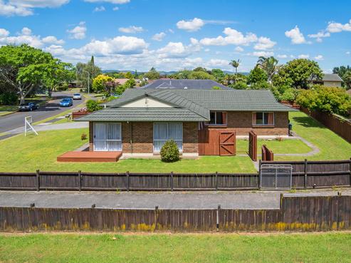 25 Evanda Crescent, Conifer Grove